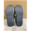 Image 4 : Womens Anti Slip Slippers Grey & White Size 9/10