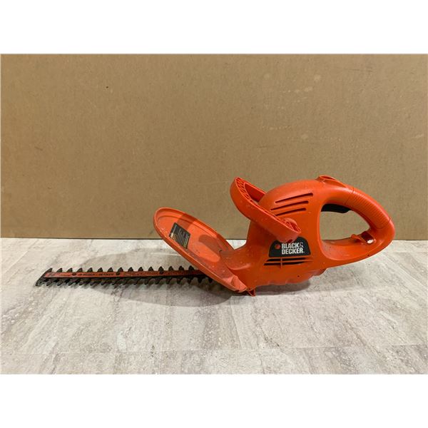 Black & Decker 14in Hedge Trimmer 120V ac