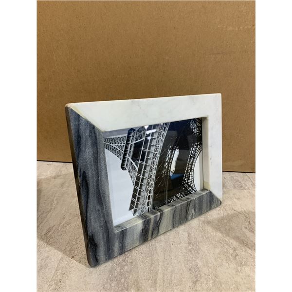 5in x 7in Marble White And Grey Picture Frame