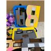 Image 6 : Minecraft Inflatable Swords And Masks