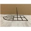 Image 5 : Vintage Metal Potting Plant Holder / Hanger