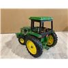 Image 7 : Cast John Deere Tractor w/ Accesory