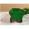 Image 5 : Cast John Deere Tractor w/ Trailer