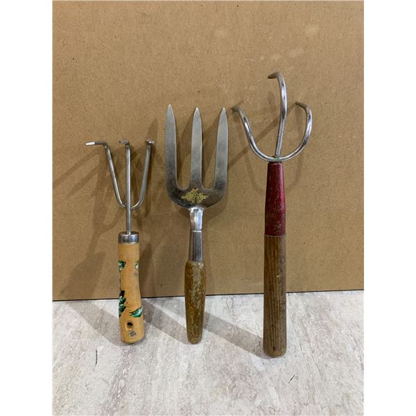 Lot of 3 Gardening Tools