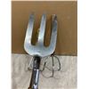 Image 6 : Lot of 3 Gardening Tools