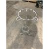 Image 1 : Metal Planter Holder