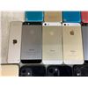 Image 19 : Lot of 47 Apple Iphones All Random Models Untested As Is