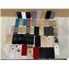 Image 23 : Lot of 47 Apple Iphones All Random Models Untested As Is