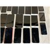 Image 4 : Lot of 47 Apple Iphones All Random Models Untested As Is