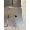 Image 13 : Lot of 15 Random Ipads Untested As Is