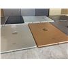 Image 21 : Lot of 15 Random Ipads Untested As Is