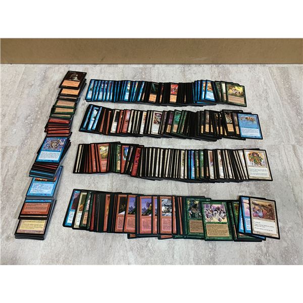 Lot of 500 Vintage Magic The Gathering Cards