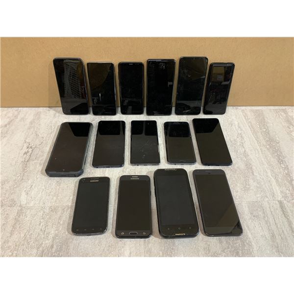 Lot of 15 Android Phones/ Samsung/Motorola/Google, Untested As is