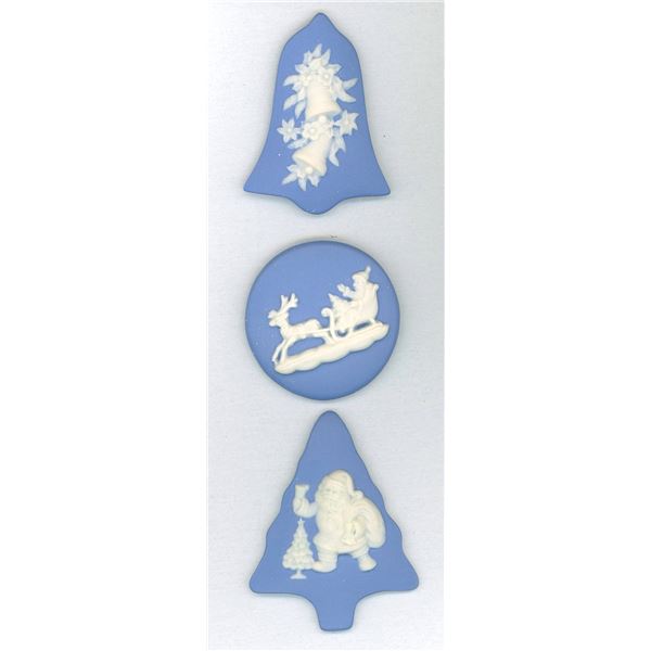 A SMALL CARD OF DIVISION THREE STUDIO ARTIST BUTTONS