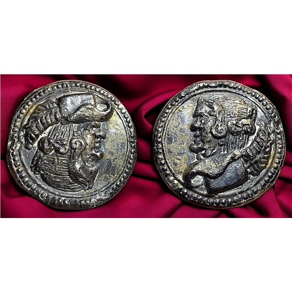 A VERY RARE DIVISION ONE HEAD BUTTON