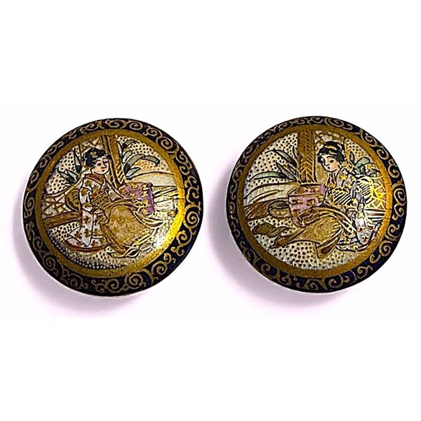 A PAIR OF DIVISION ONE JAPANESE SATSUMA BUTTONS