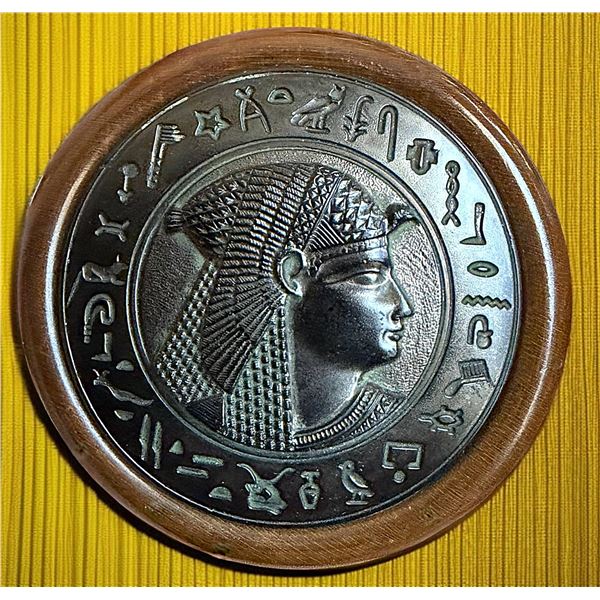 A DIVISION ONE EGYPTIAN THEMED BUTTON
