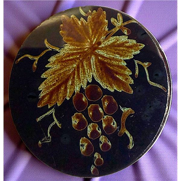 A SCARCE DIVISION ONE BLACK GLASS PICTORIAL BUTTON