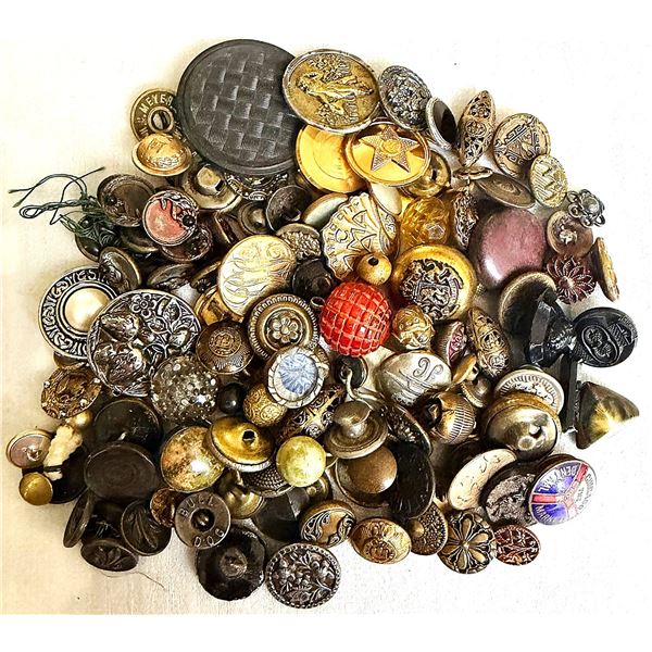 A MIXED BAG LOT OF ASSORTED MATERIAL BUTTONS