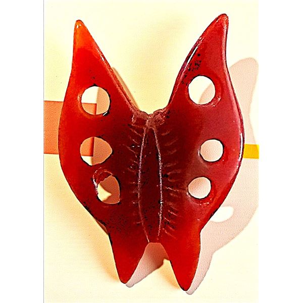 A RARE AND UNUSUAL REALISTIC BUTTERFLY BUTTON