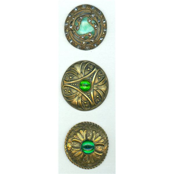 A SMALL CARD OF DIVISION ONE LARGE JEWLED BUTTONS