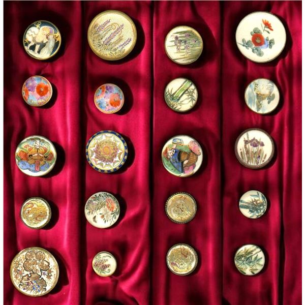 2 SMALL CARDS OF DIVISION ONE AND THREE CERAMIC BUTTONS