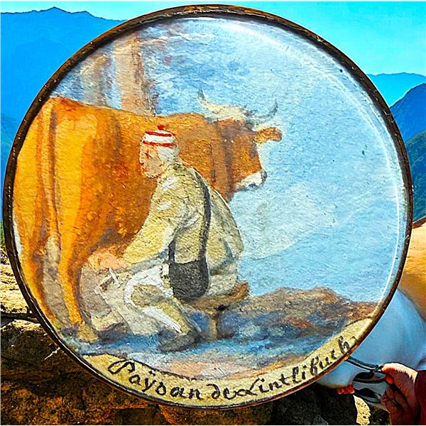 A DIVISION ONE PAINTED UNDER GLASS BUTTON