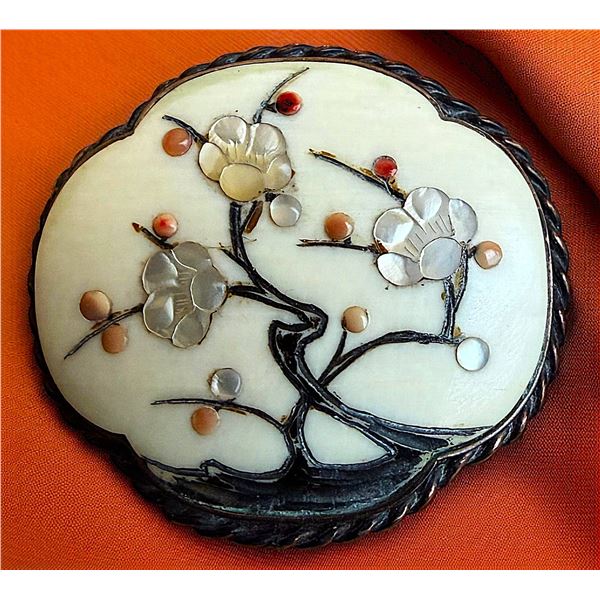 A DIVISION ONE JAPANESE SHIBAYAMA BUTTON