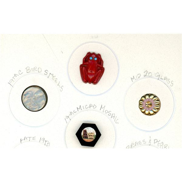 A SMALL SELECTION OF DIVISION ONE & THREE STUD BUTTONS