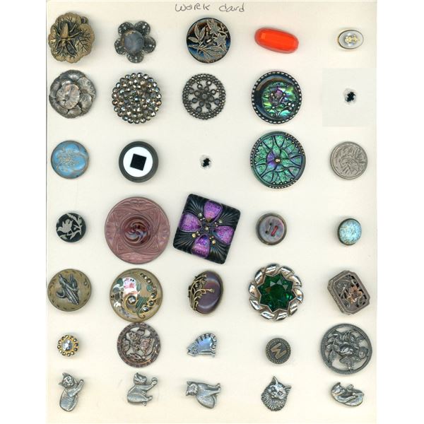 A CARD OF DIVISION 1 & 3 ASSORTED MATERIAL BUTTONS