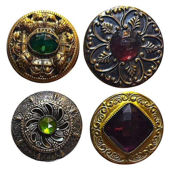 A SMALL CARD OF DIVISION ONE LARGE JEWEL BUTTONS