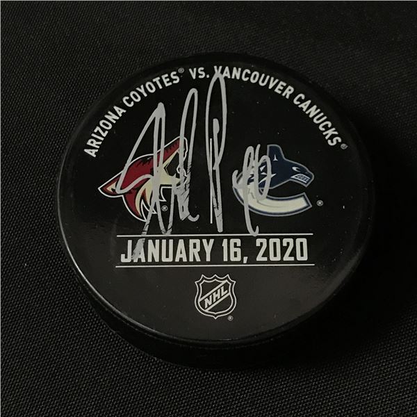 ELIAS PETTERSSON SIGNED HOCKEY PUCK WWOC COA