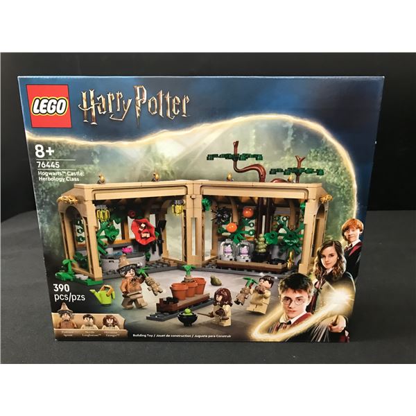 SEALED LEGO 76445 HOGWARTS CASTLE HERBOLOGY CLASS IN ORIGINAL PACKAGING
