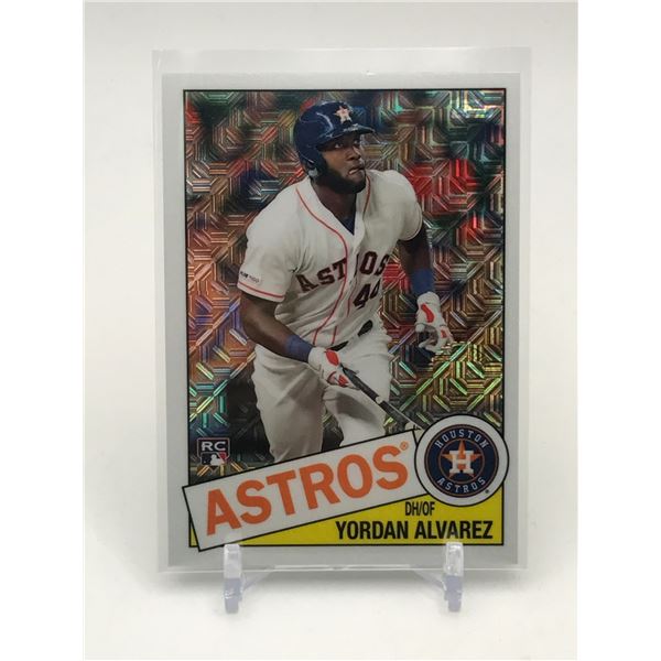 2020 TOPPS YORDAN ALVAREZ BASEBALL ROOKIE TRADING CARD