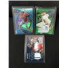 Image 1 : LOT OF 3 BASEBALL TRADING CARDS INCLUDING ONE SIGNED
