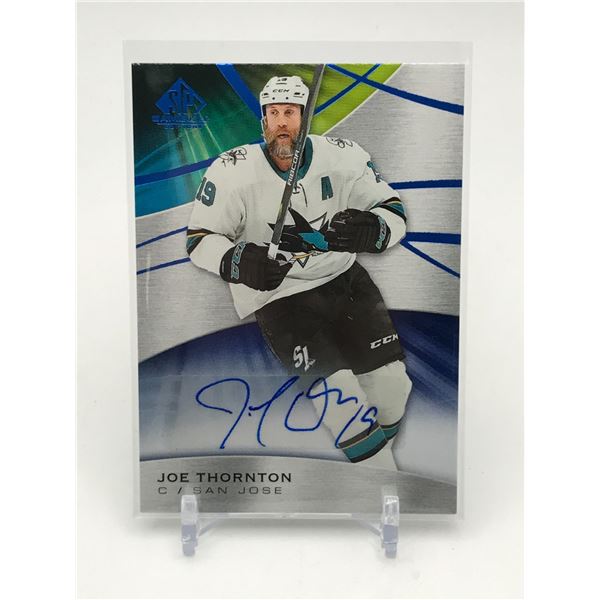 2019-20 UPPER DECK SP GAME USED HOCKEY JOE THORNTON SIGNED TRADING CARD