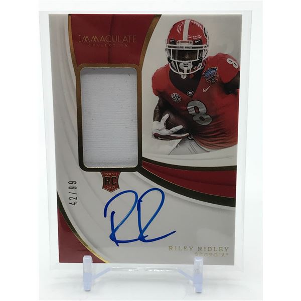 2019 PANINI IMMACULATE COLLECTION COLLEGIATE RILEY RIDLEY SIGNED PATCH ROOKIE TRADING CARD 42/99