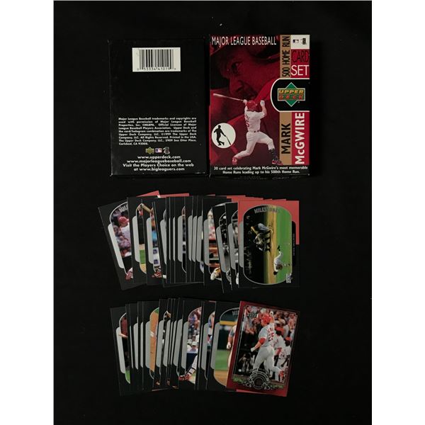 LOT OF LOOSE BASEBALL TRADING CARDS