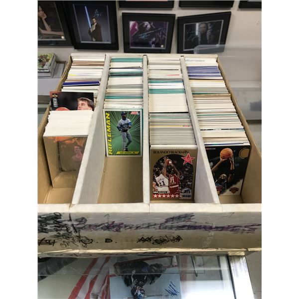 1 LARGE BOX OF MIXED TRADING CARDS