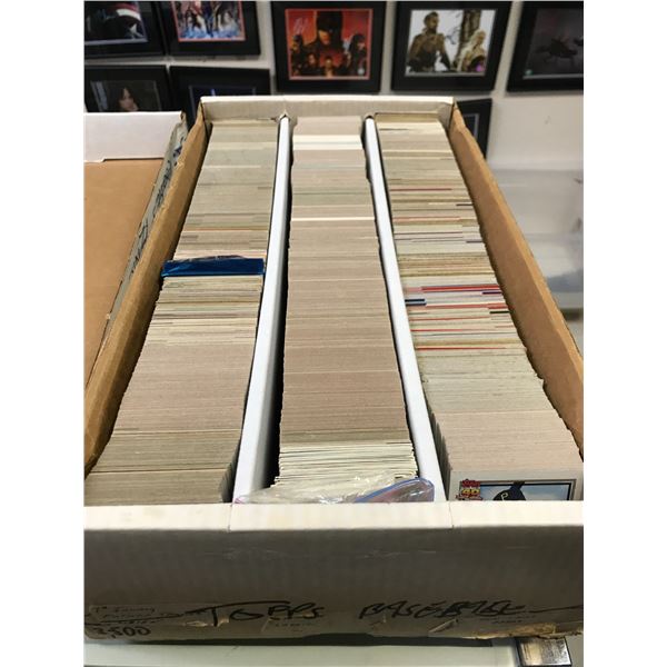 1 LARGE BOX OF MIXED TRADING CARDS