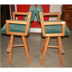 2 Green Stools
