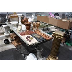 Table lot of miscellaneous decorative items