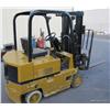 Image 10 : Caterpillar ForkLift 5000lb Capc.