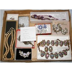 Lot of Vintage & Antique Costume Jewelry