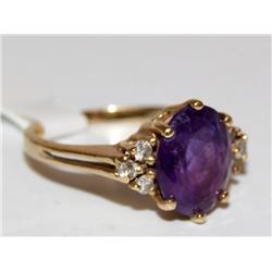 1.00Ctw AAA Amethyst Oval & Diamonds Ladies Ring