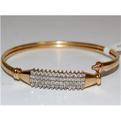 1.00Ctw Diamonds Cluster Ladies Bangle