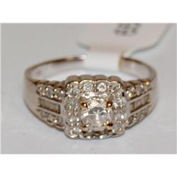 18Kt Diamonds Cluster Hand Made Ladies Ring