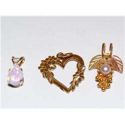 AAA Australian opal, White Pearl & Gold Ladies Pen