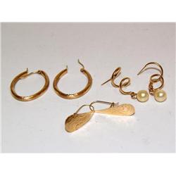 8.00mm White Pearl Earrings, Gold Vintage Diamond