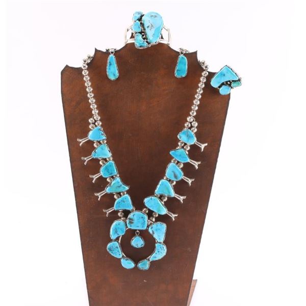 Sleeping Beauty Squash Blossom Set.